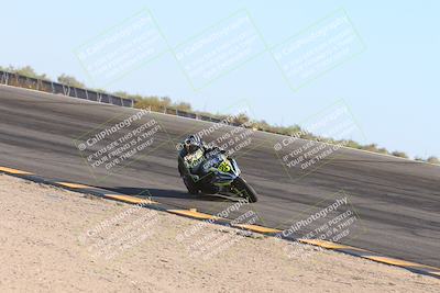 media/Nov-17-2024-CVMA (Sun) [[1fec520723]]/Race 11-Amateur Supersport Open/